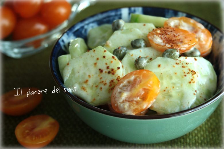 Cetrioli e pomodorini in salsa di yogurt piccante