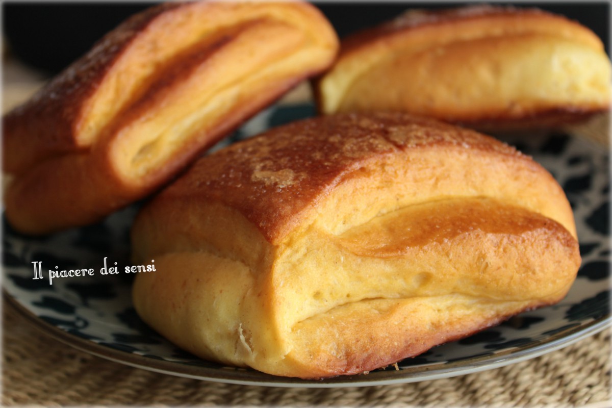 Saccottini fatti in casa con ripieno di confettura