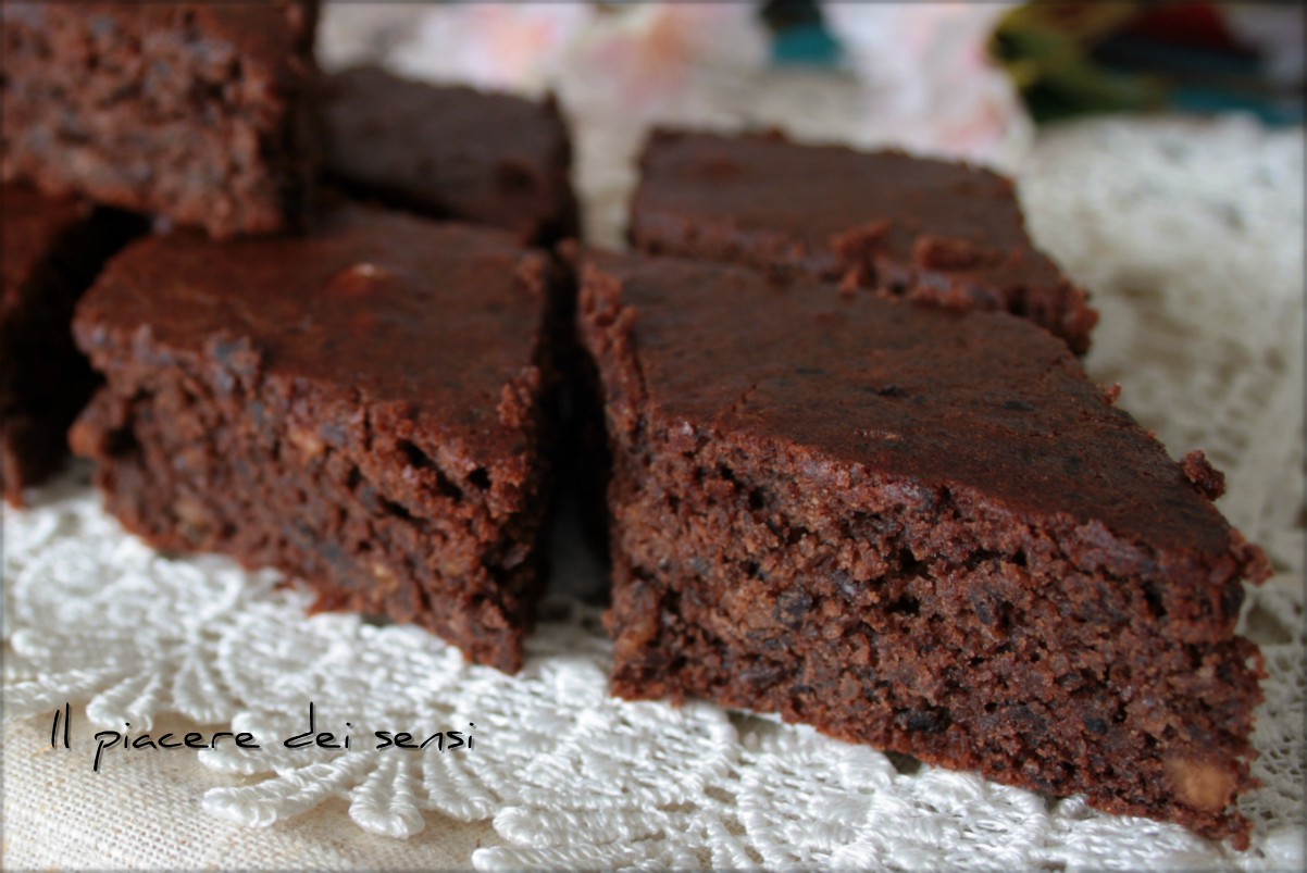 brownies con noci e datteri